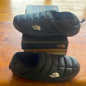TNF Thermoball Traction Mule V
